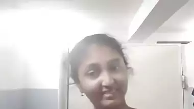 Cute girlfriend hot boobs showing viral video making