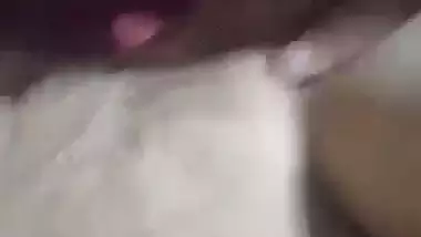 Man fucks a milky tribal girl’s pussy in Pakistani porn