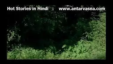 Kimi Katkar nipples clearly visisible