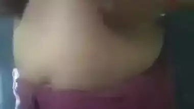 Sexy tamil Bhabhi Wearing Dress