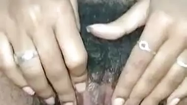 Newly married Indian sex video – 3