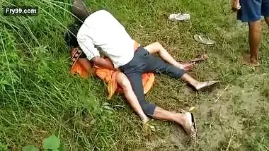 Desi Bihari Randi OutDoor Fucked