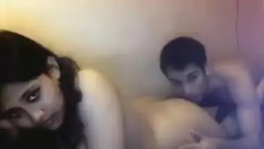 Sexy petite Gurgaon girl getting her tight...