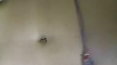 Shy Bengali girl pussy fucking by boyfriend viral xxx