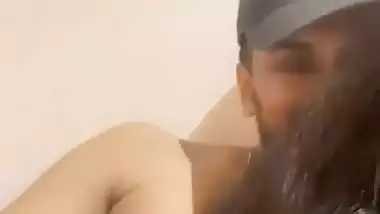 Skinny girlfriend blowjob to boyfriend wearing cap