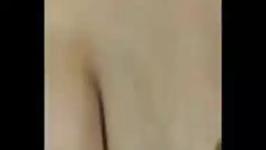 Desi Bhabi Showing Milky boobs