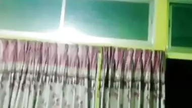 Naked Indian selfie show MMS