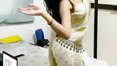 Desi Hot Belly Dance (Must Watch)