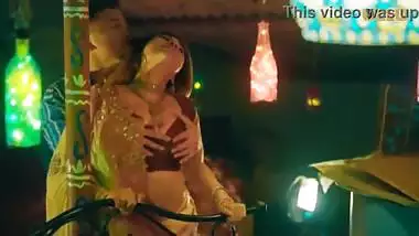 Indian hot babe fucked by young boyfriend real Hindi Desi sex video