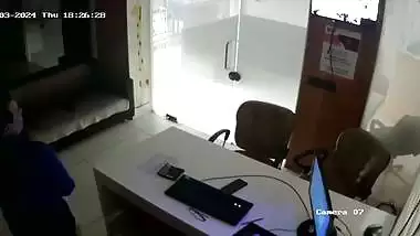 Indian office sex of boss and employee fucking in the cabin