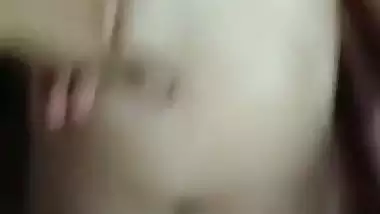 BF fucks his sexy GF’s tight, shaved pussy