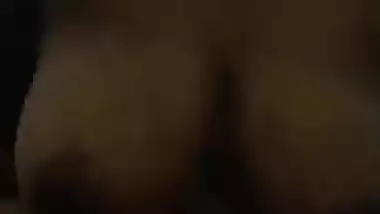 Sri Lankan big boobs aunty illegal sex affair