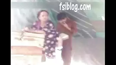 Paki bhabi fucked by devar in doggy style – Desi sex