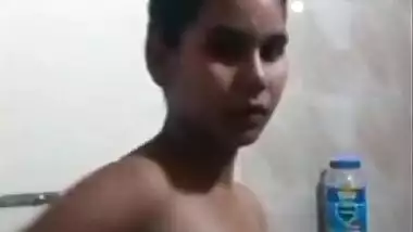 Desi Girl Bathroom Video Small Clip