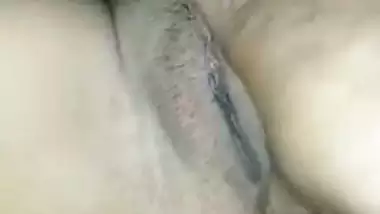 Rubbery boobs and pussy of Indian aunty