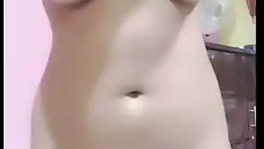 Young Bengali viral girl naked show for boyfriend