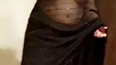 Transparent saree boobs show and naked video of busty wife
