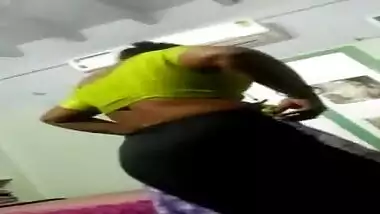 Neyveli Aunty dress change MILF