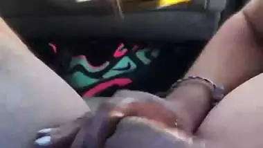 Wild sloppy sucking video of NRI Punjabi girl