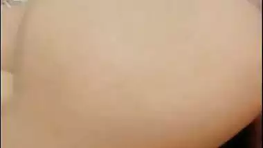 Desi sex videos of a guy fucking a milf and her daughter