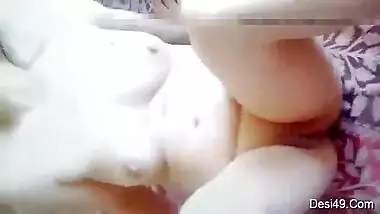 Happy Indian woman shows pussy and takes hard XXX pole in the mouth