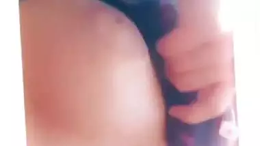 Naked cute selfie MMS