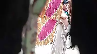 Mature neighbor MILF mom outdoor bath and wearing dress