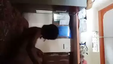 Indian kiss and fuck homemade porn