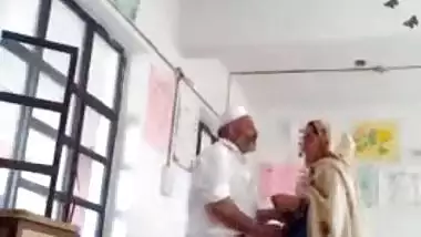 School Peon Fuck Teacher Bhabi in Classroom