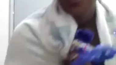 Tamil ladki ki solo boob show video