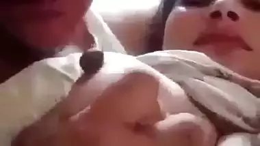 Desi boobs sucking video of a big boob lady and her lover