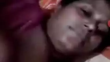 Today Exclusive- Boudi Showing Her Boobs To Lover