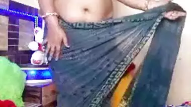 Geeta house wife Cam Sex Show